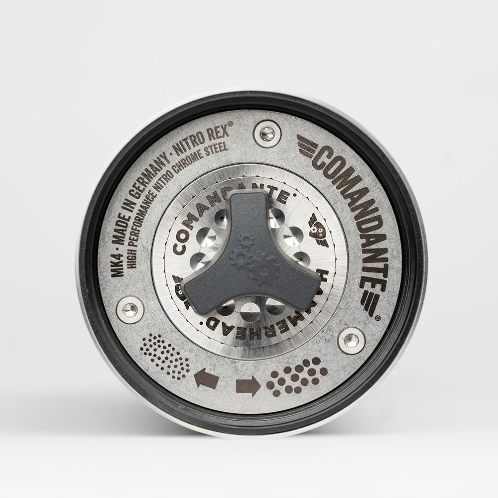 '4522 - COMANDANTE 4522 Lab Series C40 MK4 Hammerhead Blade Burr Coffee Grinder - Kitchenary