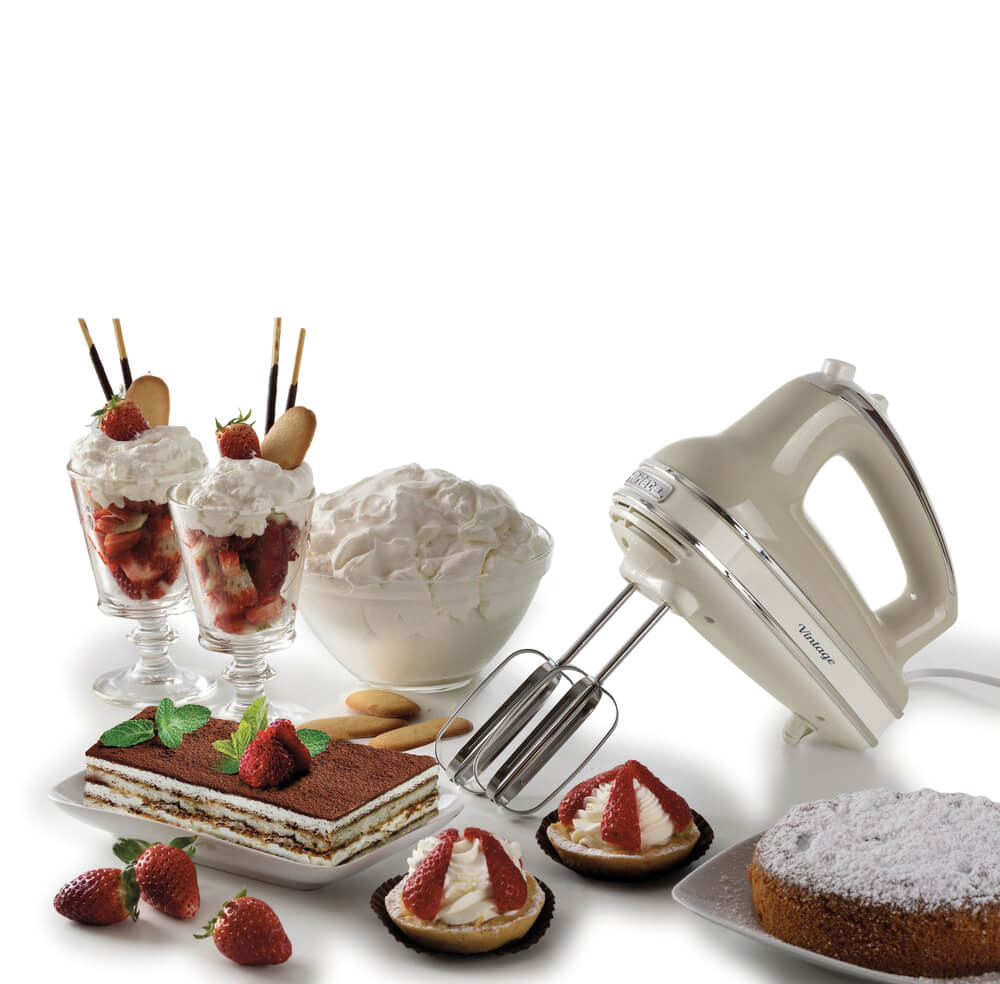 ARIETE - Vintage Hand Whisk - Cream - 1548/03 - Kitchenary