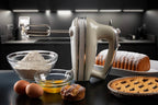 ARIETE - Vintage Hand Whisk - Cream - 1548/03 - Kitchenary