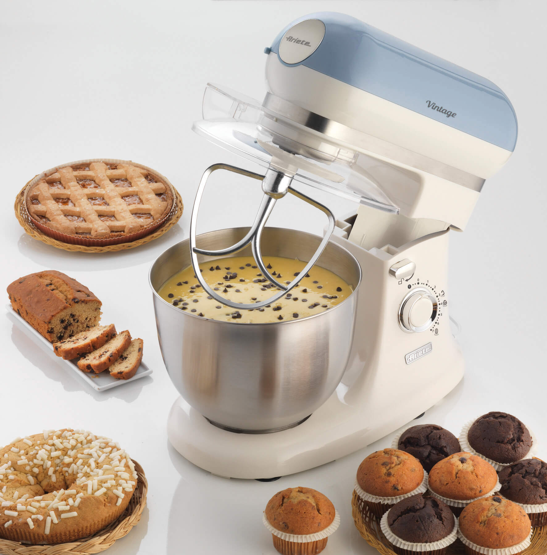 ARIETE - Vintage Stand Mixer - Blue - 1588/05 - Kitchenary