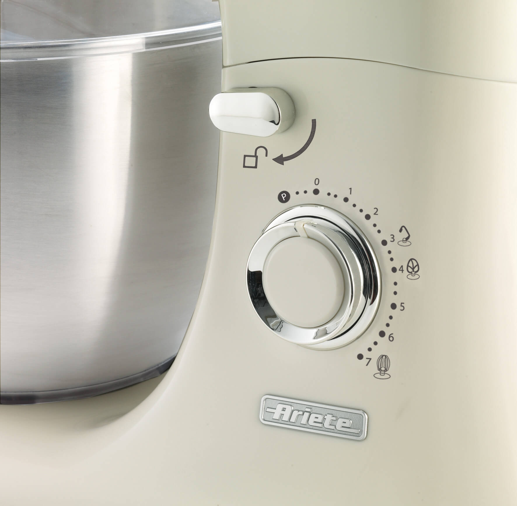ARIETE - Vintage Stand Mixer - Blue - 1588/05 - Kitchenary