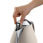 DELONGHI - 1.7L Icona Vintage Kettle - Beige - KBOV3001.BG - Kitchenary