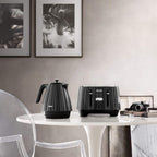 DELONGHI - 4 Slice Ballerina Toaster - Black  - CTD4003.BK - Kitchenary
