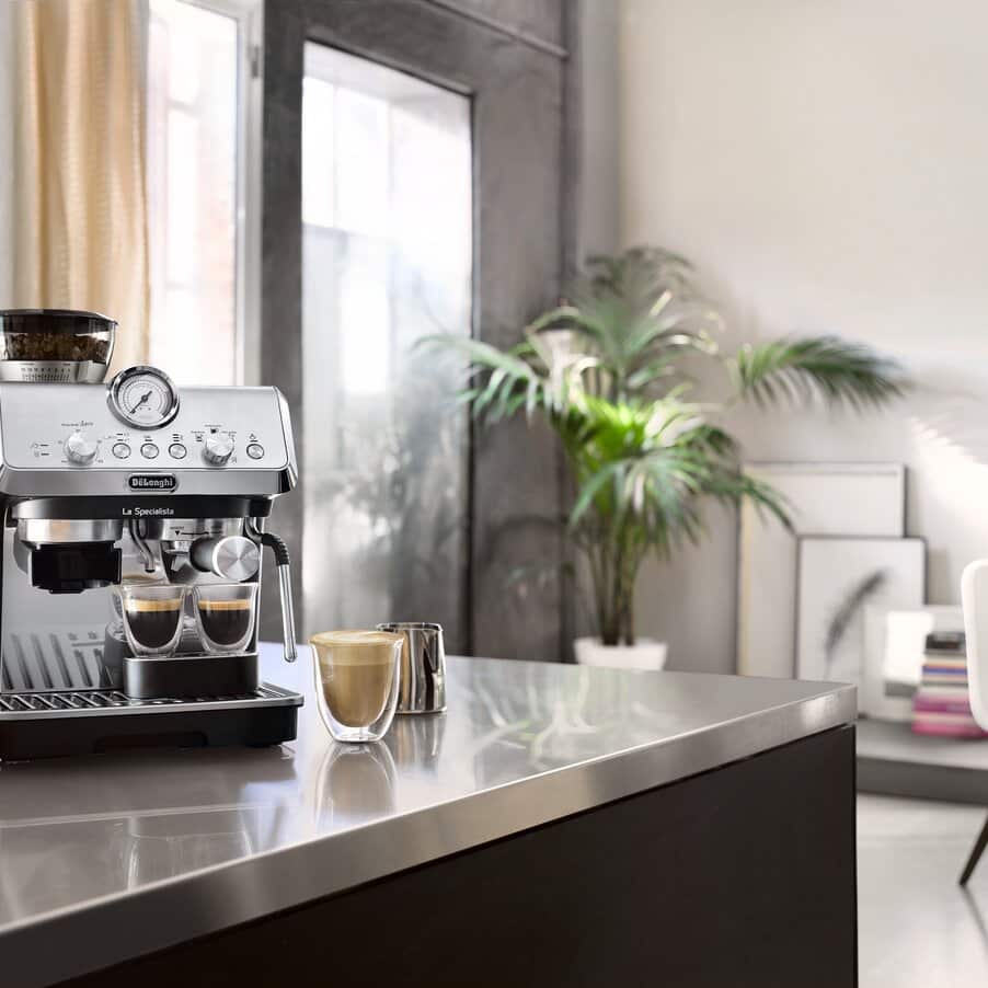 DELONGHI - La Specialista Arte Bean to Cup Manual Coffee Machine - Silver - EC9155.MB - Kitchenary