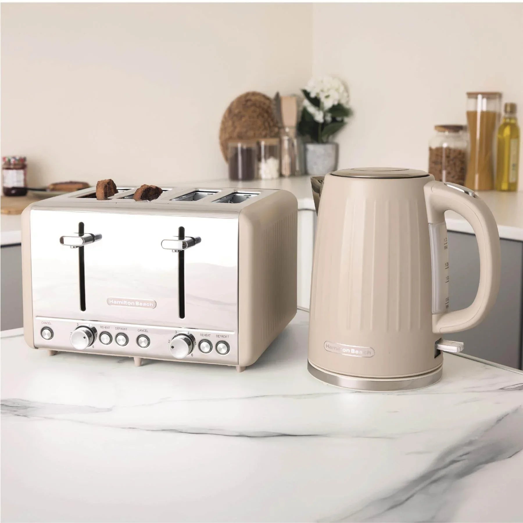 HAMILTON BEACH - Harmony 4 Slice Toaster - Cappucino - HBT018C - Kitchenary