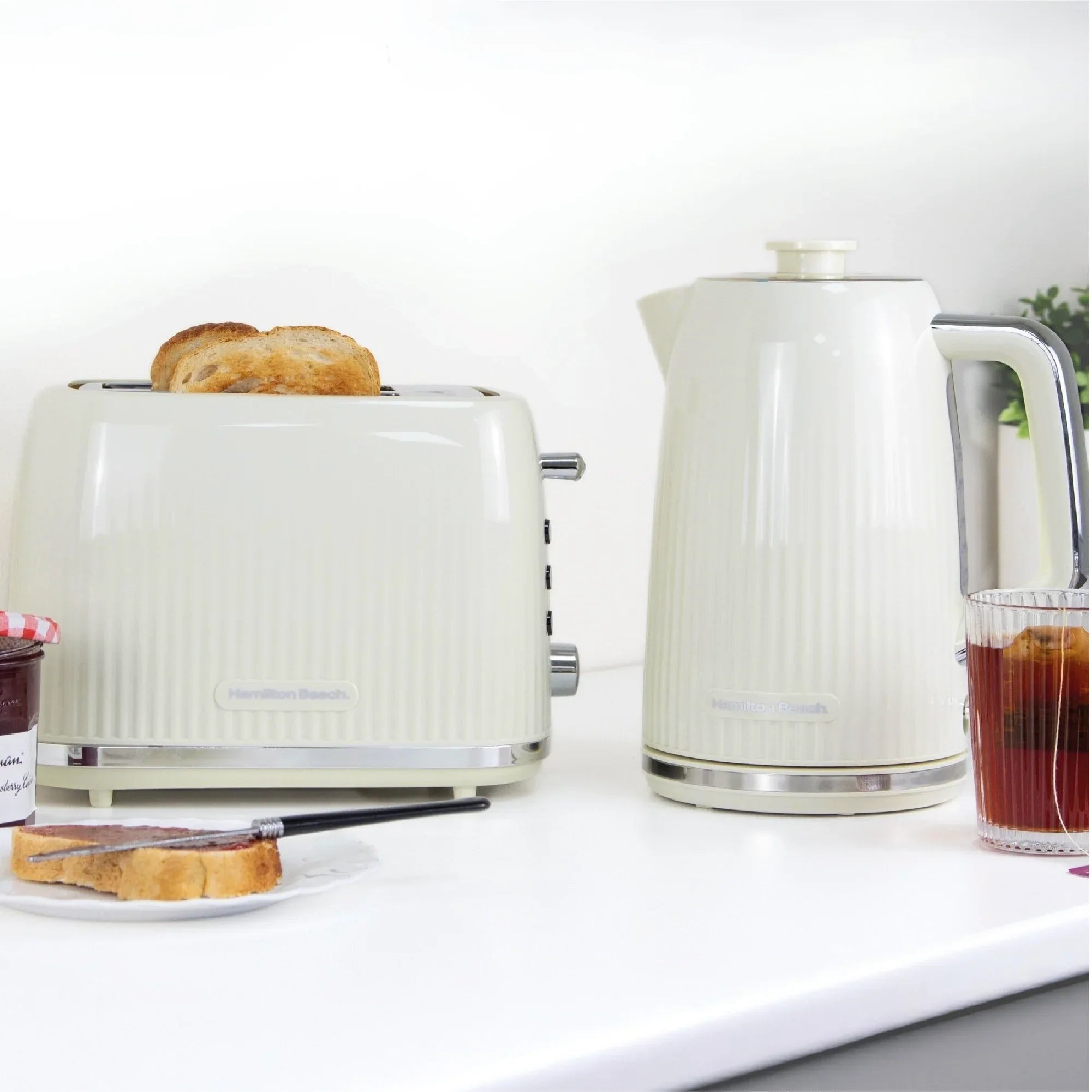 HAMILTON BEACH - Miami 1.7L Kettle - Sand - HB3023S - Kitchenary