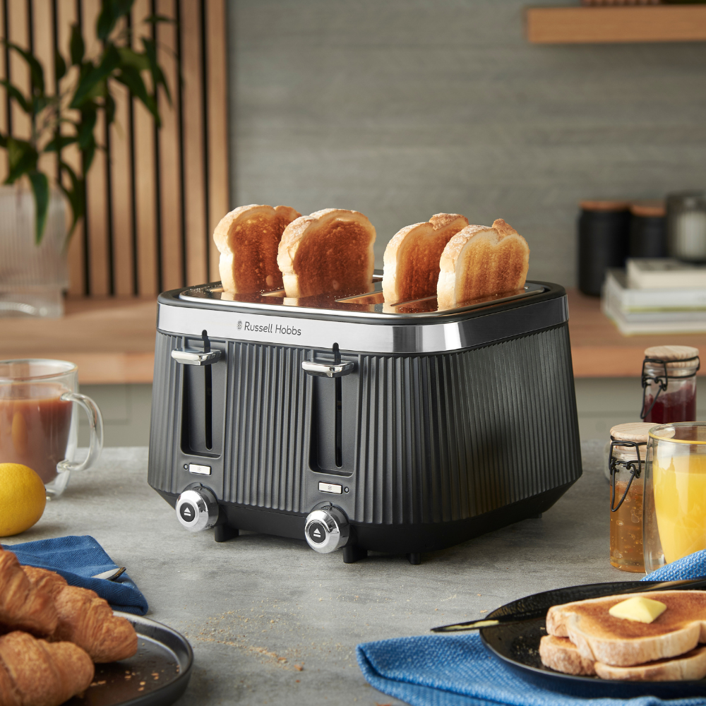 RUSSELL HOBBS - Brontë 4 Slice Toaster - Black - 26770 - Kitchenary