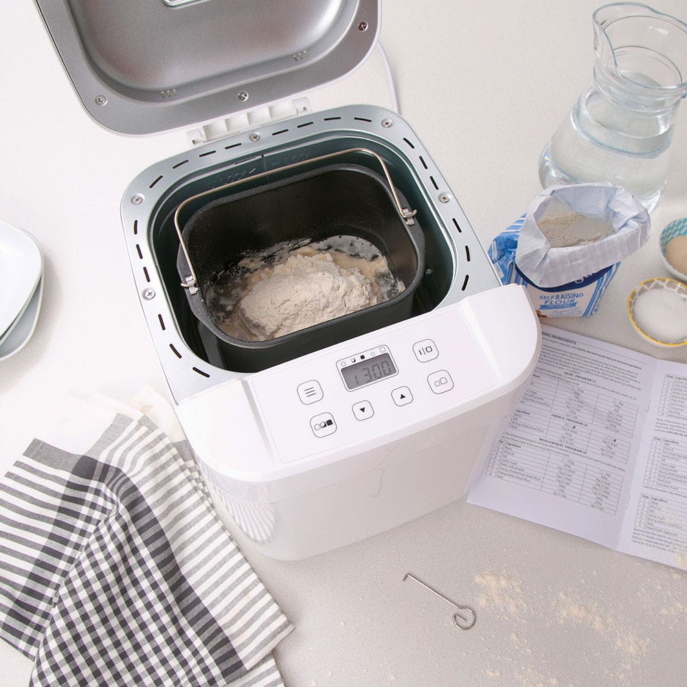 RUSSELL HOBBS - Classic Bread Maker - White - 27260 - Kitchenary