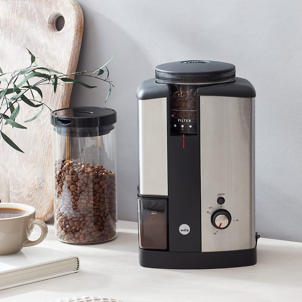 Wilfa Performance Thermo Coffee Maker (Black) and Svart Coffee Grinder (Silver) Bundle