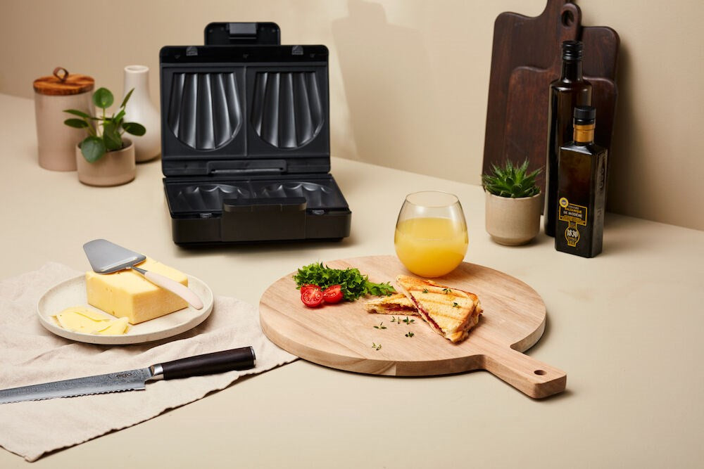 WILFA SAM1B-1000-UK Easy Melt Sandwich Toaster - Black